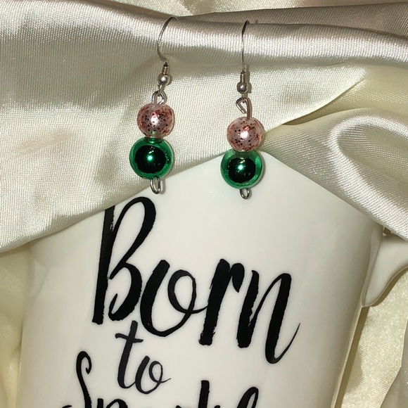Christmas earrings beautiful - shiny & sparkle NEW - Picture 1 of 8